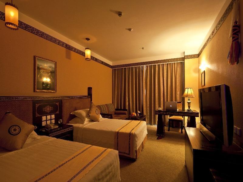 Brahmaputra Grand Hotel Lhasa Zewnętrze zdjęcie