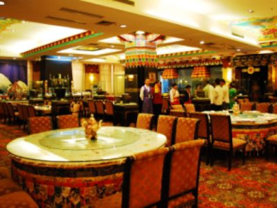 Brahmaputra Grand Hotel Lhasa Zewnętrze zdjęcie